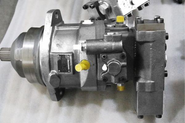 2240 RPM Hydraulic Axial Piston Motor 355cc/r High Flow for Mobile Machinery