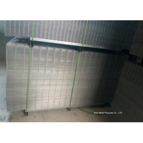 Animal Security Cages Welded Wire Mesh Rolls / Heavy Duty Wire Mesh Panels