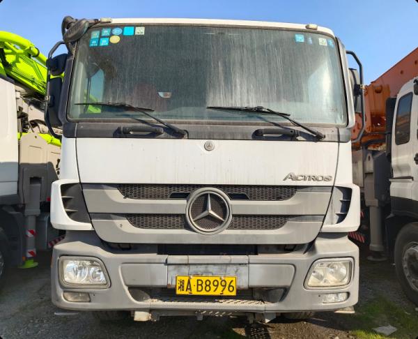 USED ZOOMLION 52m pump truck Concrete Pump 2013 boom pump Benz chassis