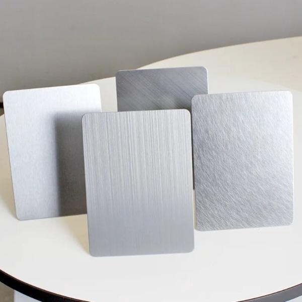 Tôle d'acier inoxydable AISI 8K finition miroir doré 201 304 316 décorative