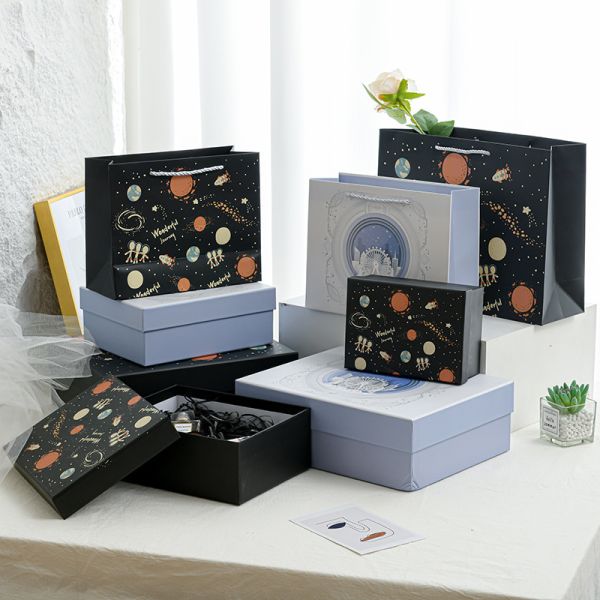 Cartoon Gift Box Set Space Journey Ferris Wheel Themed Packaging Large Empty Customized Gift Boxes Perfect for Birthday Parties Souvenir Packaging