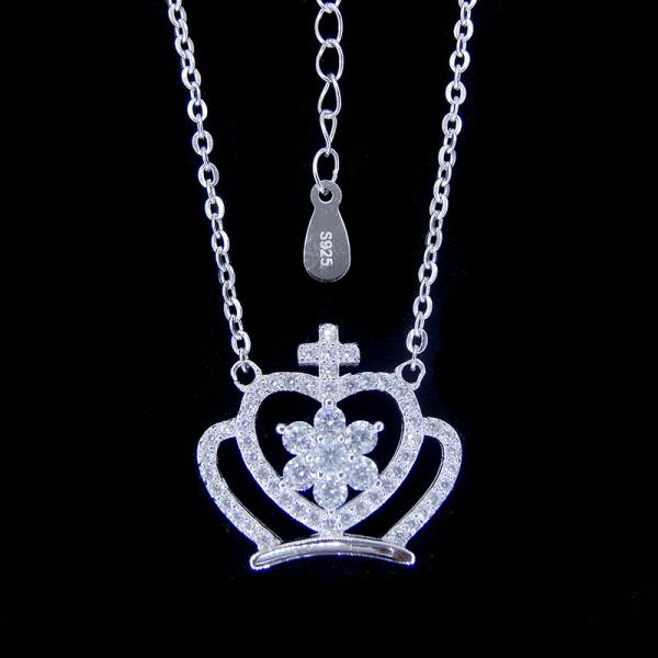 Customized Dolphin Love Shape Ocean Animal Letter Necklace Silver White Gold Plating