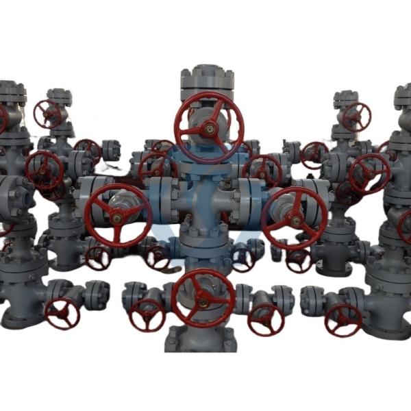 API Oilfield Wellhead Equipment High Pressure Oil Christmas Tree Assembly For Oil Gas Drilling