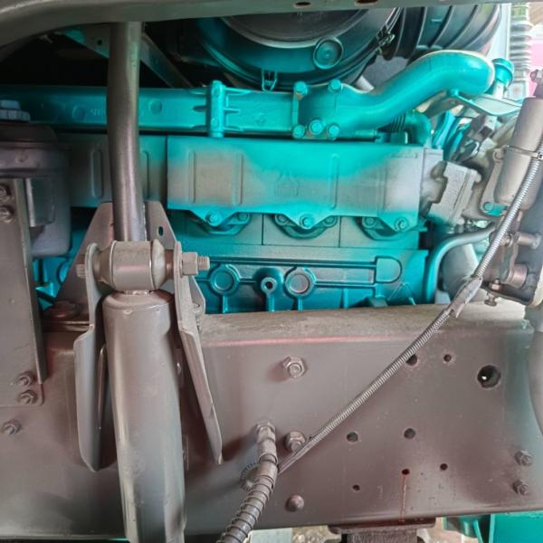 Hydraulic Steering with Power Assistance Used HOWO Cement Concrete Mixer Mixing Tank