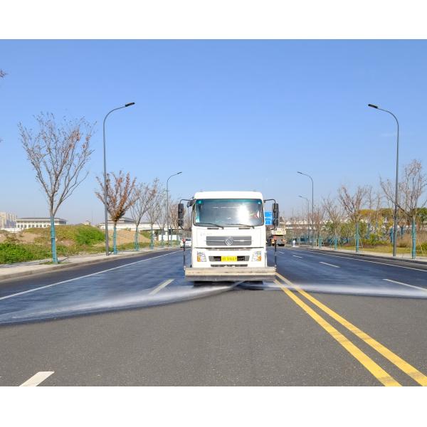 18tons Water Tank 10m3 Road Maintenance Truck With D6.7NS6B230 Engine