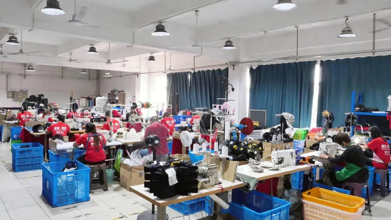 Shenzhen Dingguan Hat Making Co., Ltd.