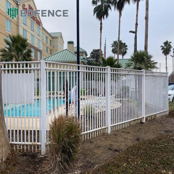 Side Tubular Steel Fence Space-Saving