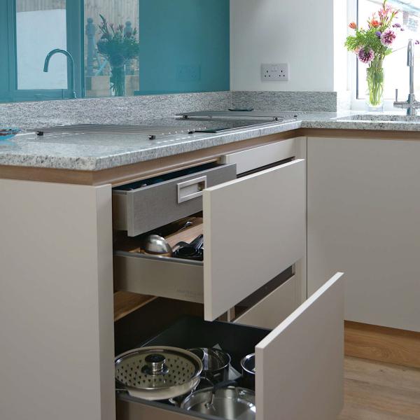 Modern Modular Pantry PVC Kitchen Cabinet For Villa Apartment