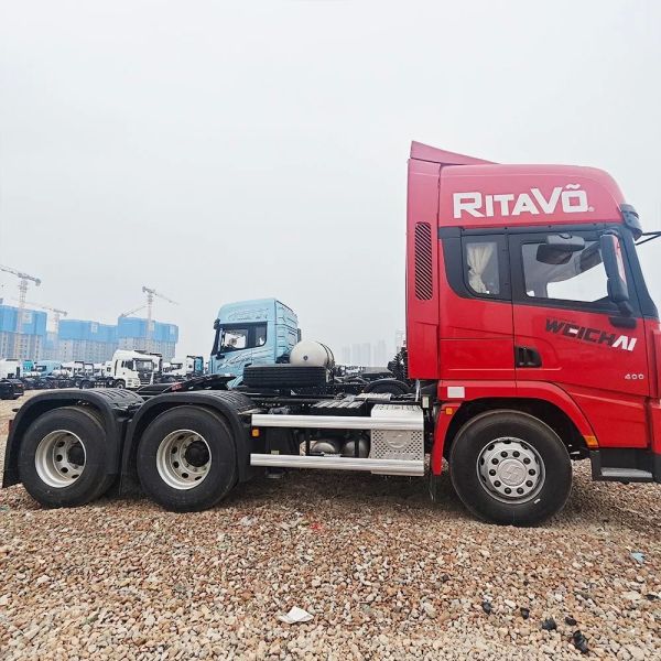 Industrial Construction Goods Cargo Transport Shacman Diesel Engine Trailer Tractor Lorry Truck
