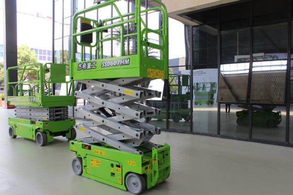 Mobile Aerial Platform 6m Electric And Rough Terrain Scissor Lift For Warehouse Building