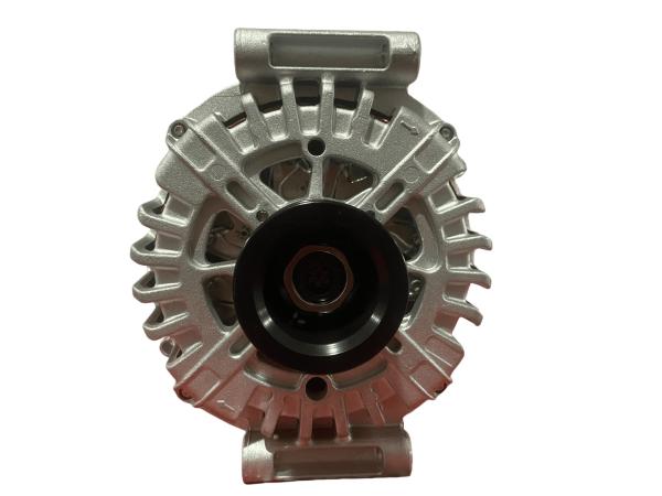 Le générateur 12V 180A 6PK est applicable aux Mercedes-Benz S350, R350 et E350. OEM 0009067900 0141543302 2611843 0009060500