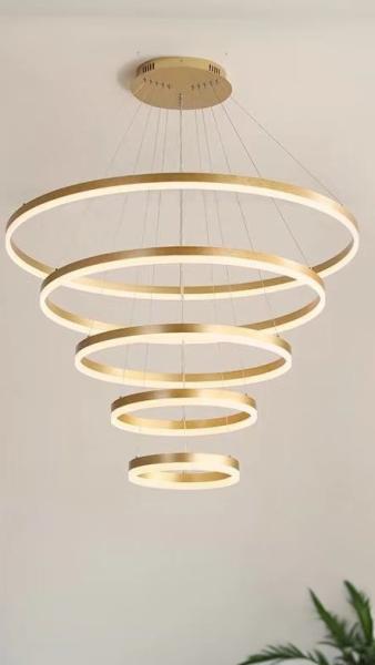 Lumière de plafond suspendue à 5 anneaux pour hôtel-villa