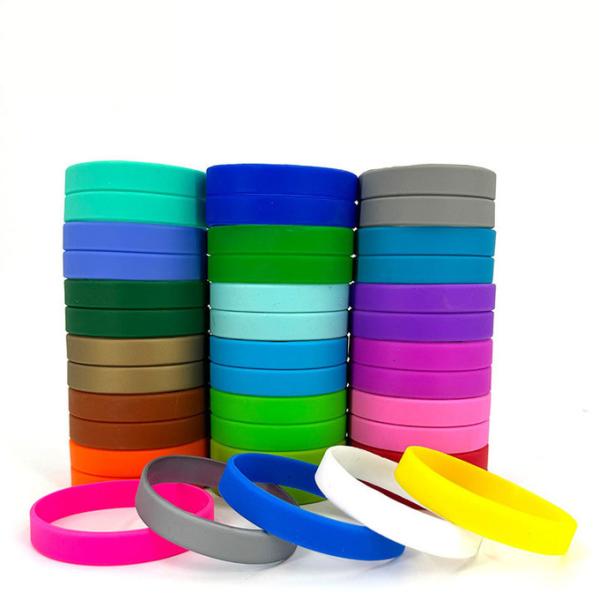 Longueur 20cm-25cm Bracelets en silicone imprimés pour le festival de football Souvenir