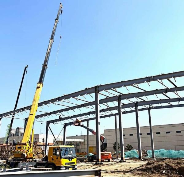 Custom Color Matching Steel Frame Building Weather Sealed Enclosure Low Maintenance