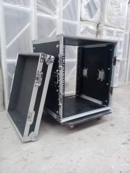 High Quality Red Aluminum Bar 12U Standard Road Rack Flight Case 35 * 35MM With 2 Stand And Mixter