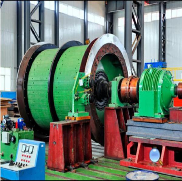 Treuil à friction multi-câbles de mine personnalisé, grande capacité de levage pour des performances améliorées