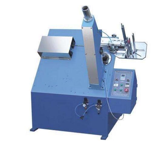 Total 3KW Cake Tray Forming Machine 20-35T/M 10-20PCS/T With Oil Proof Paper