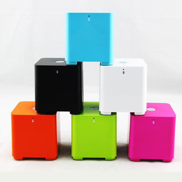 Mini cube bluetooth speaker colorful speakers for mobile phnoe