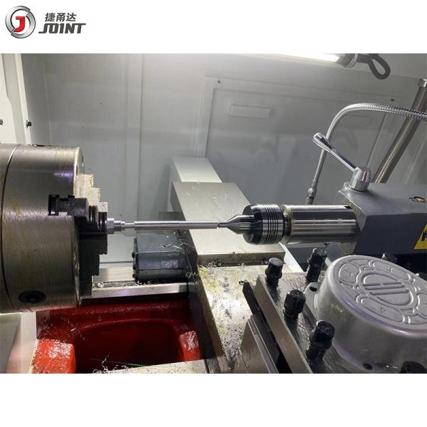 Máquina horizontal Chuck Metal Cut Turning Machine manual do torno do CNC da cama lisa