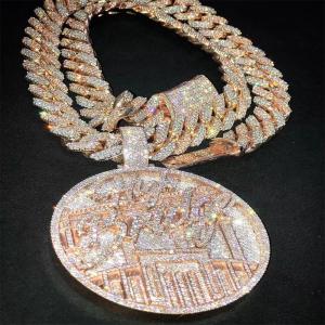Corrente feita sob encomenda de Cuban Link do nome do pendente gelado do encanto