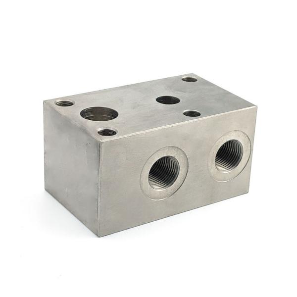 Bloco de Manifold de válvula de titânio metálico de aço inoxidável com usinagem e tolerância de /-0,05 mm