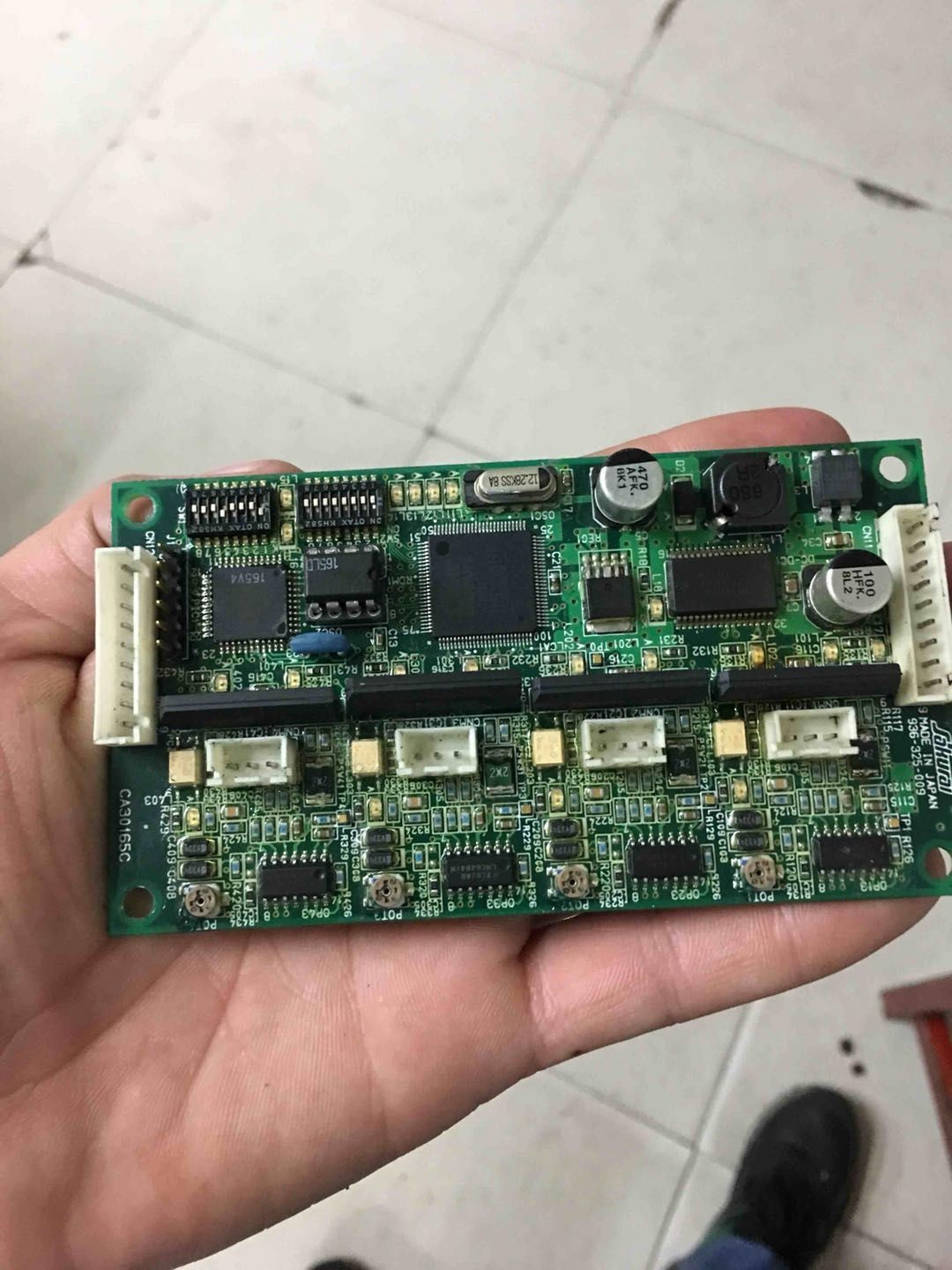 Части прессы PCB CA30165C Sakurai покрывают краской монтажную плату управляемой схемы для Sakurai Оливера