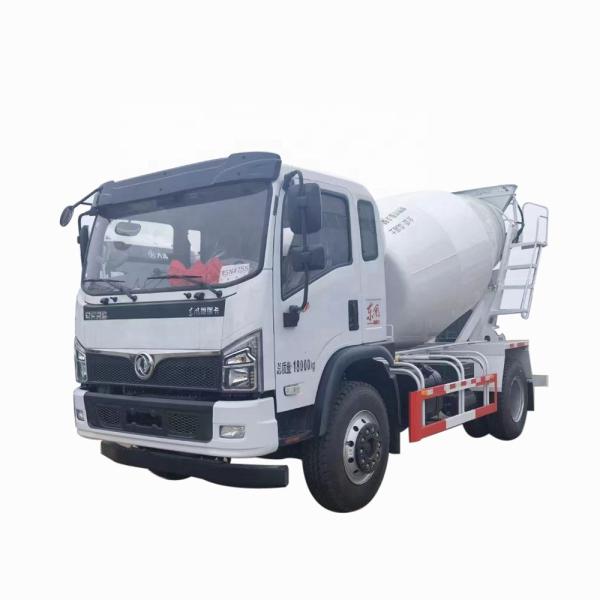 Camion malaxeur à béton Dongfeng 5000-6000 litres, véhicule malaxeur à ciment 4x2