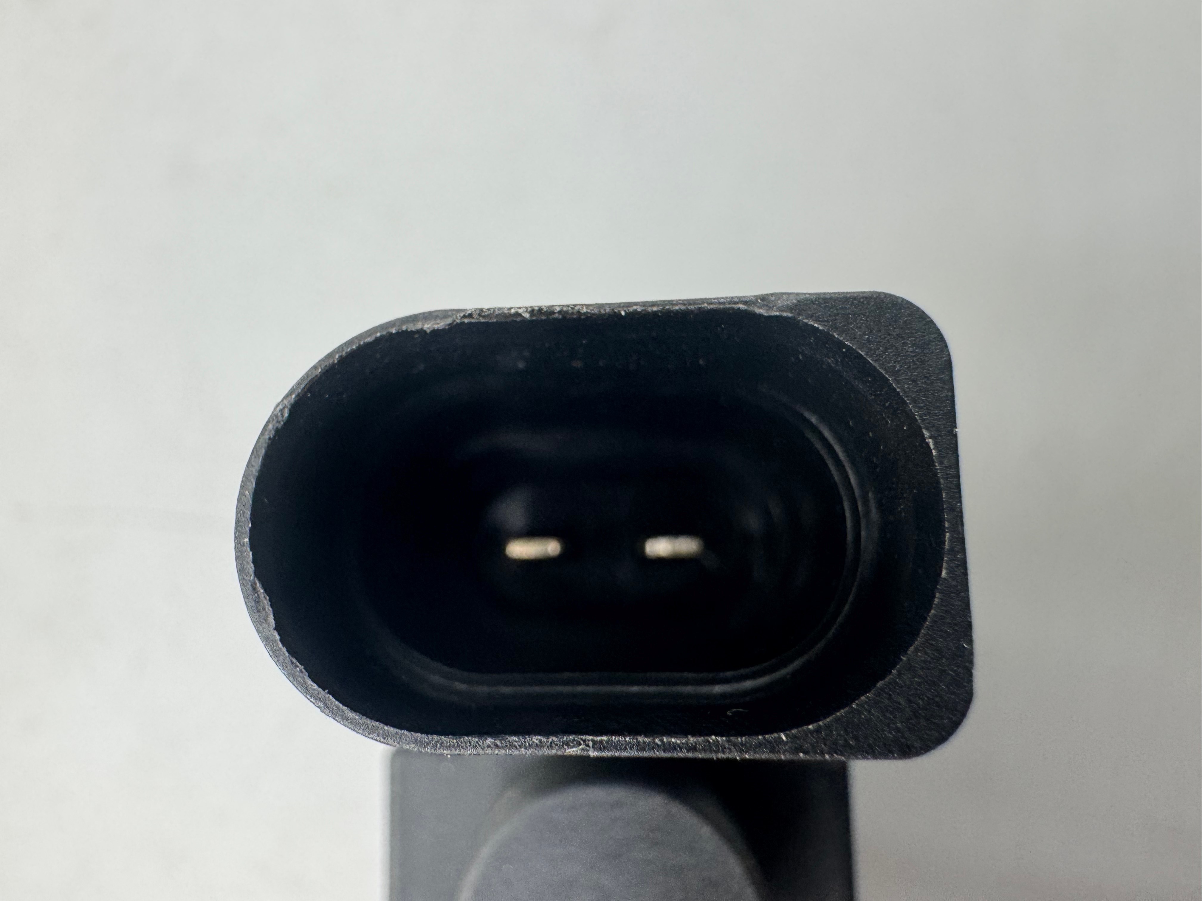 High-sales solenoid valve 037906283C for Q8