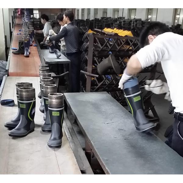 Ботинки дождя анти- удара и анти- прокола резиновые высокие отрезанные для промышленных и минируя целей