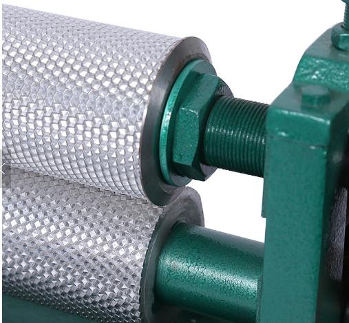 Bee star 75*310mm Aluminum Alloy Beeswax Foundation Roller Machine Reasonable Structure High Reliability