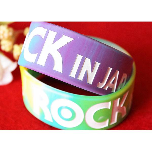 Vivid 3D Effect Custom Silicone Rubber Wristbands Recycled Top Grade Materials