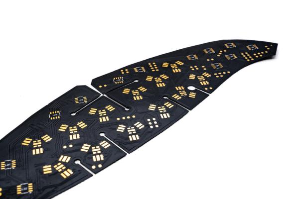Protection du cou par LED de beauté médicale personnalisée Accessoires de câbles FPC Matériau de base de polyimide Circuit board flexible