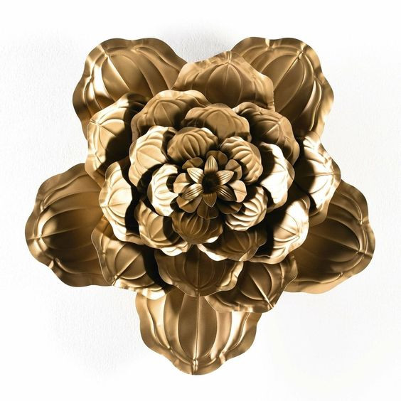 Metal Wall Flower Large And Bold Luxury Flower Wall Art Piece For Hotel Interior