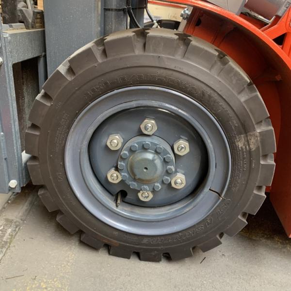 2 Piece 7.00T-15 Steel Wheel Rims for 28x9-15 Tire - Durable Forklift Replacement Parts