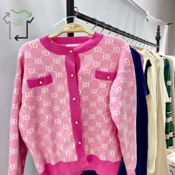Women's Winter Second Hand Sweaters Set Mixed Style Fashionable Slim Fit