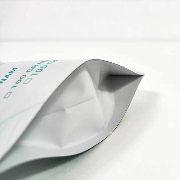 Customized Plastic Smell Proof Mylar Bags Laminated Foil For Packing weed