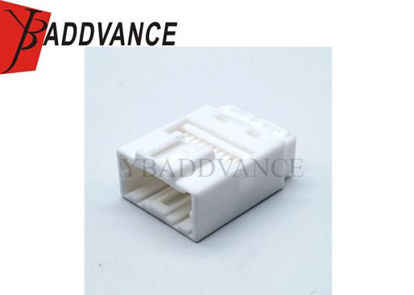 7282-8665 MG641425 16 Pin Automóvel Sem vedação macho Conector de cabo de navegação automóvel
