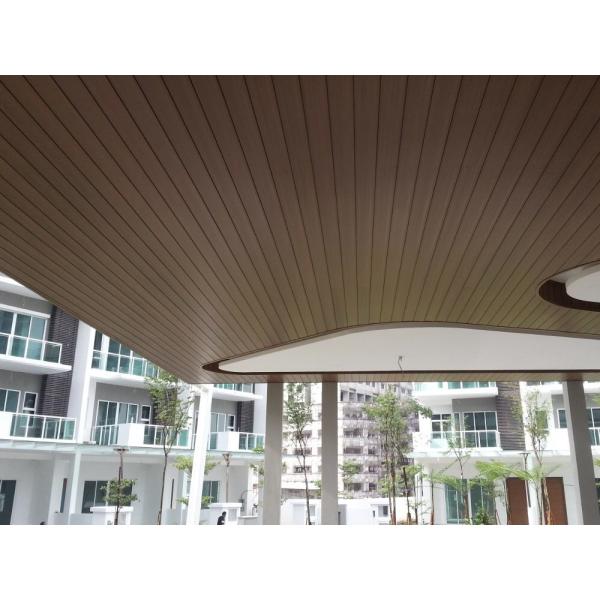 Пластиковые стеновые панели для наружной декорации стен