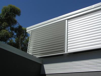 Pergola en aluminium à abats-sons réglable de couverture externe de façade