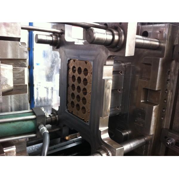 Машина инжекционного метода литья пива 12 бутылок пластиковая с силой мотора 55кв