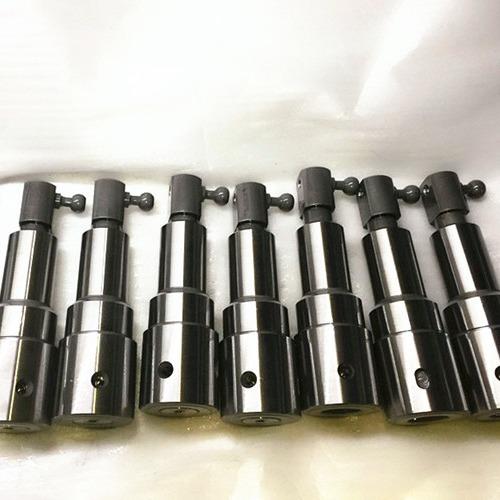 YANMAR DAIHATSU Marine Spare Parts With Nozzle / Plunger / Delivery Valve