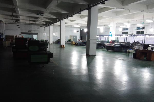 High Resolution Large Format  UV Flatbed Printer 2500x1300mm RICOH GEN4/GEN5