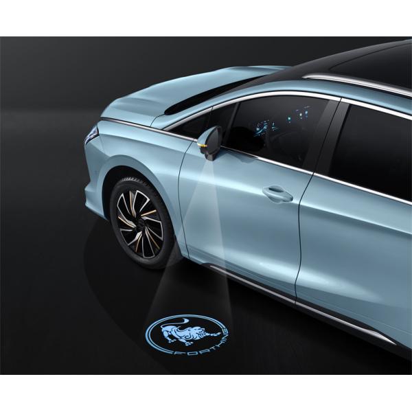 La caja de engranajes DCT y el último MPV de Power Power Motor Power Battery Vehicle M4 HEV con opciones de personalización del proveedor líder