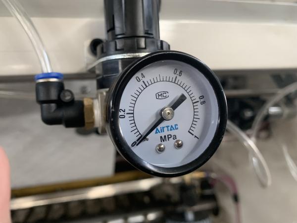 Painel da saída de máquina da fatura de papel de Xinyun, cortando a máquina do rebobinamento