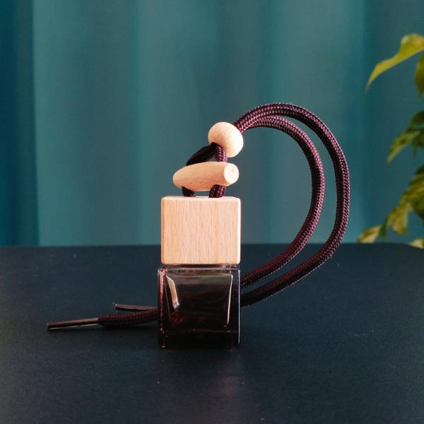 8ml Square Glass Car Perfume Bottle with Wooden Lid
