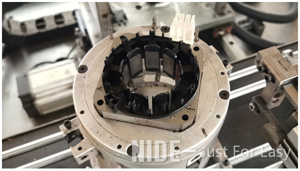 needle winding machine.jpg Автоматическая машина замотки иглы мотора BLDC со станцией 2