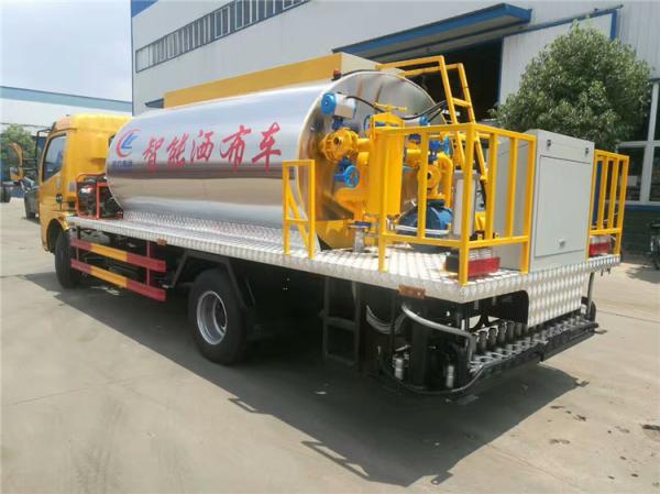 Dongfeng 6000 Liter 6m3 Bitumen Spreader Truck Distributor Truck Rhd