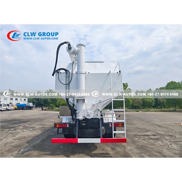 Shacman 8x4 440HP Bulk Feed Transport Truck with 20tons Carbon Steel Tank and Hydraulic Unloading System