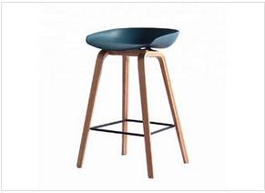 Restaurant Leisure Cafe 83cm Height Wooden Leg Dining Chair Polypropylene
