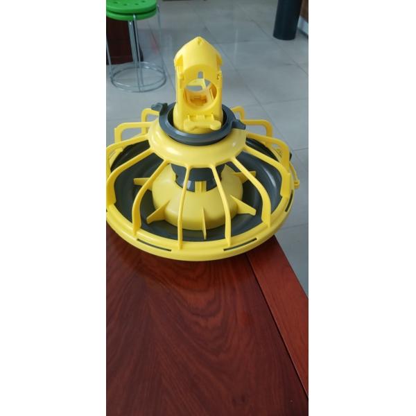 Broiler Chicken Layers Auto Feeding System Plastic Feed Pans